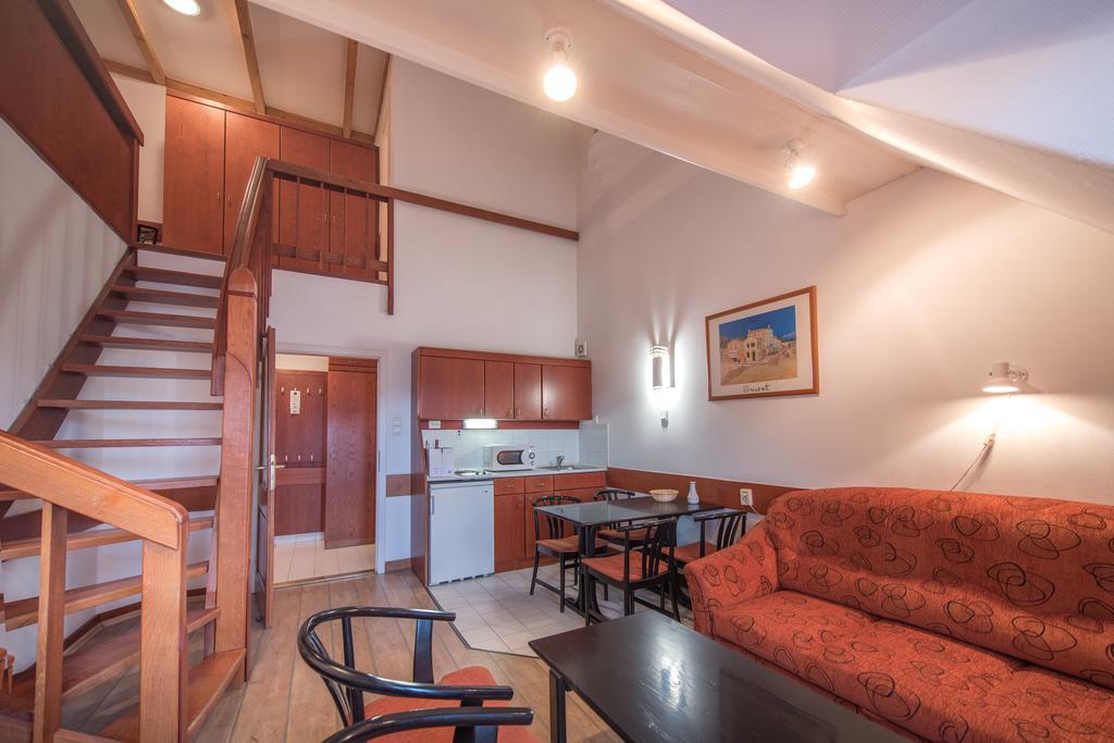 Abbazia Club Hotel Kek Keszthely Zewnętrze zdjęcie