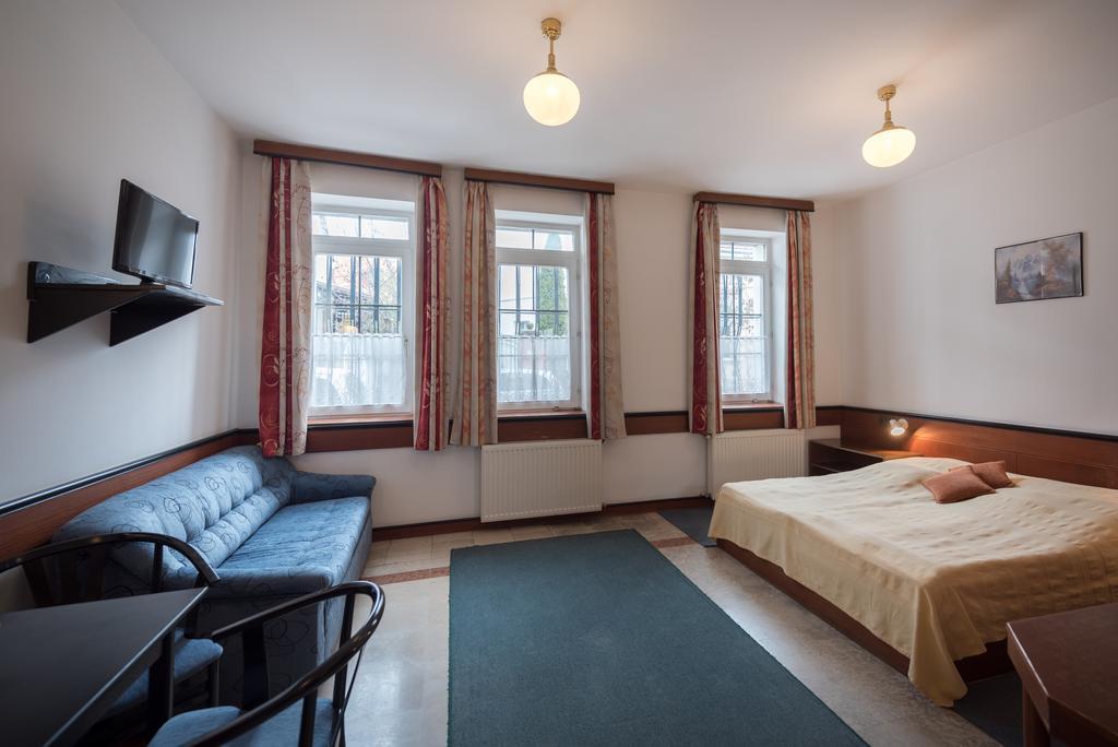 Abbazia Club Hotel Kek Keszthely Zewnętrze zdjęcie