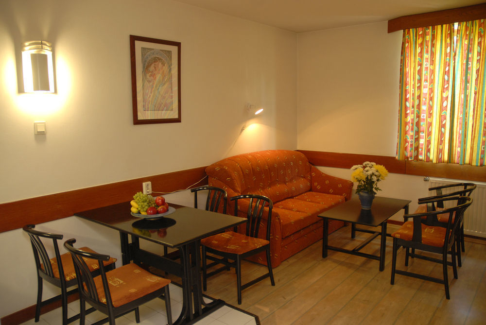 Abbazia Club Hotel Kek Keszthely Zewnętrze zdjęcie