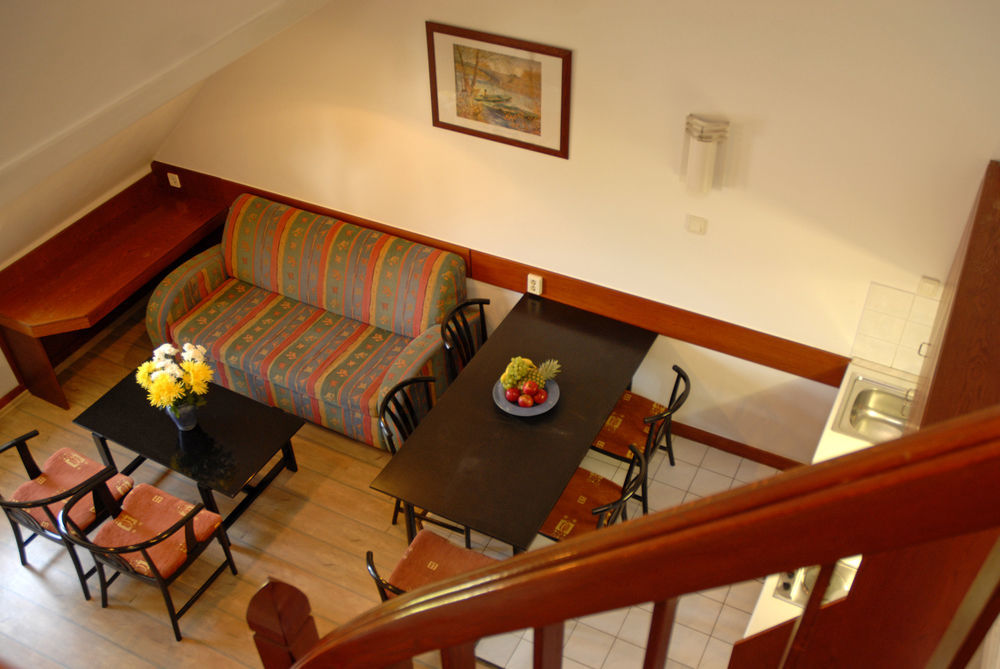 Abbazia Club Hotel Kek Keszthely Zewnętrze zdjęcie
