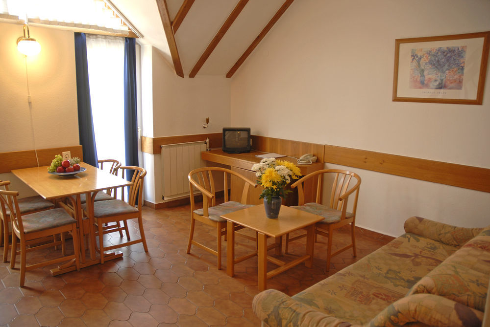 Abbazia Club Hotel Kek Keszthely Zewnętrze zdjęcie