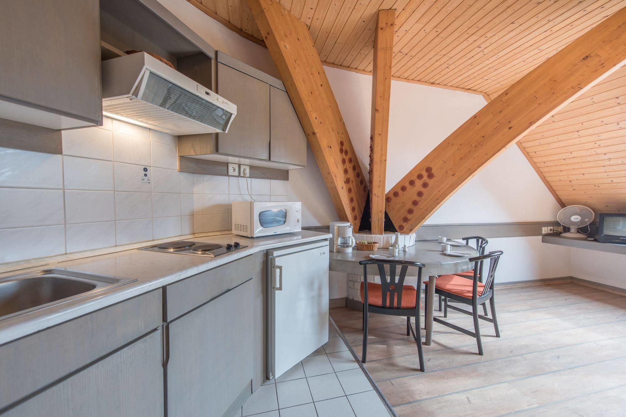 Abbazia Club Hotel Kek Keszthely Zewnętrze zdjęcie