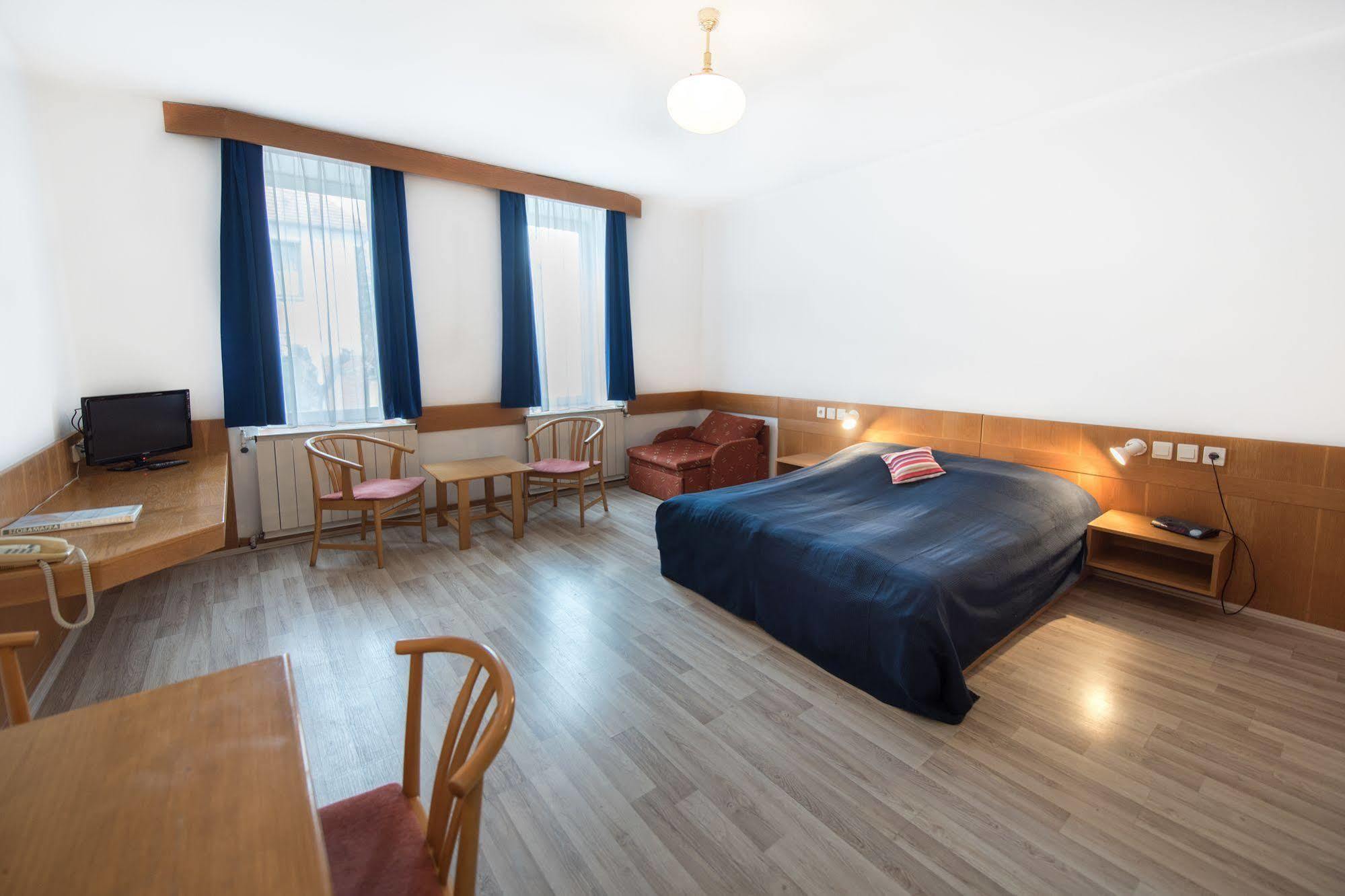 Abbazia Club Hotel Kek Keszthely Zewnętrze zdjęcie